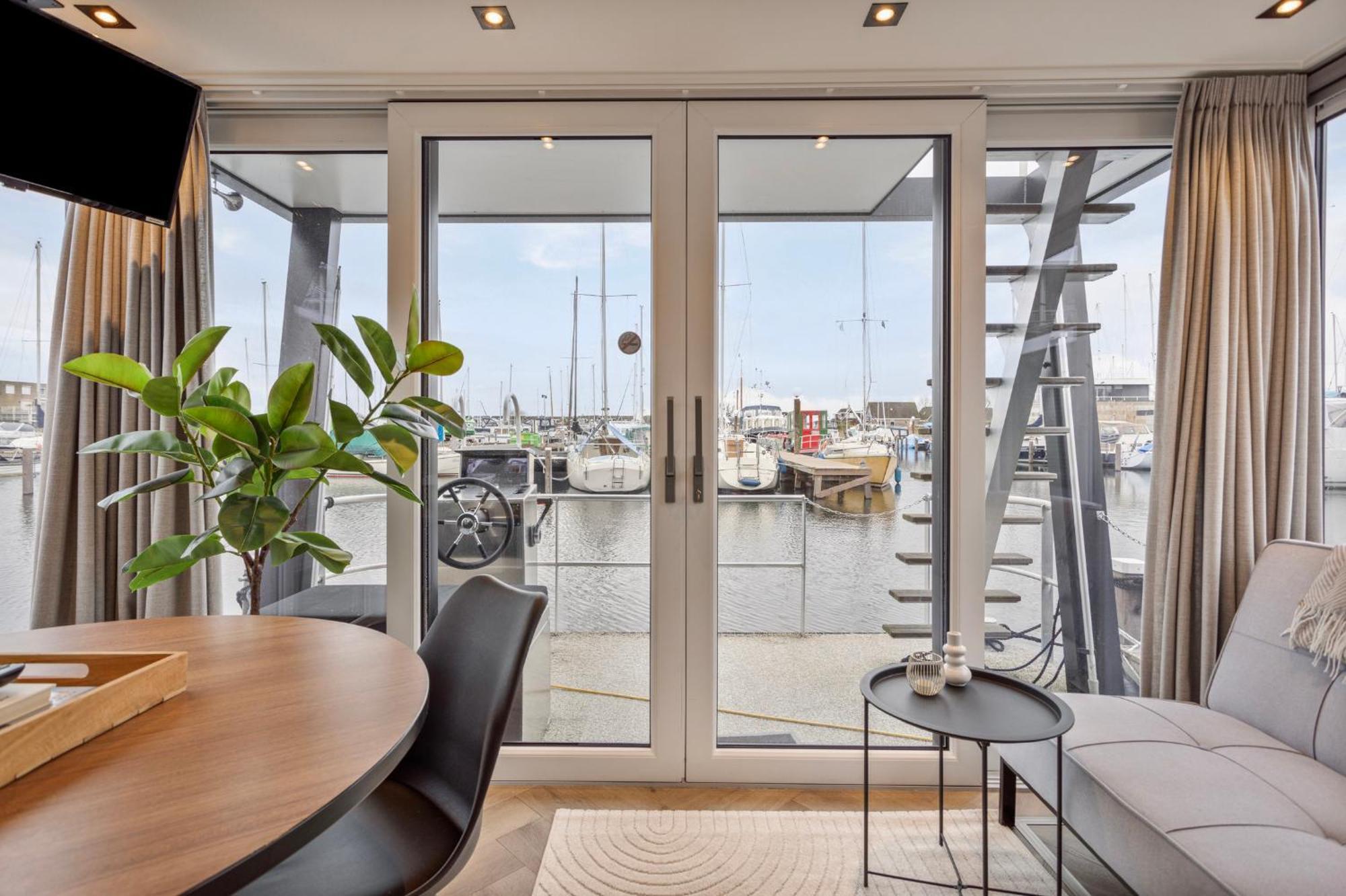 Luxurious Waterloft Near Beach And Centre By Weltevreden Experience Zeewolde Eksteriør billede