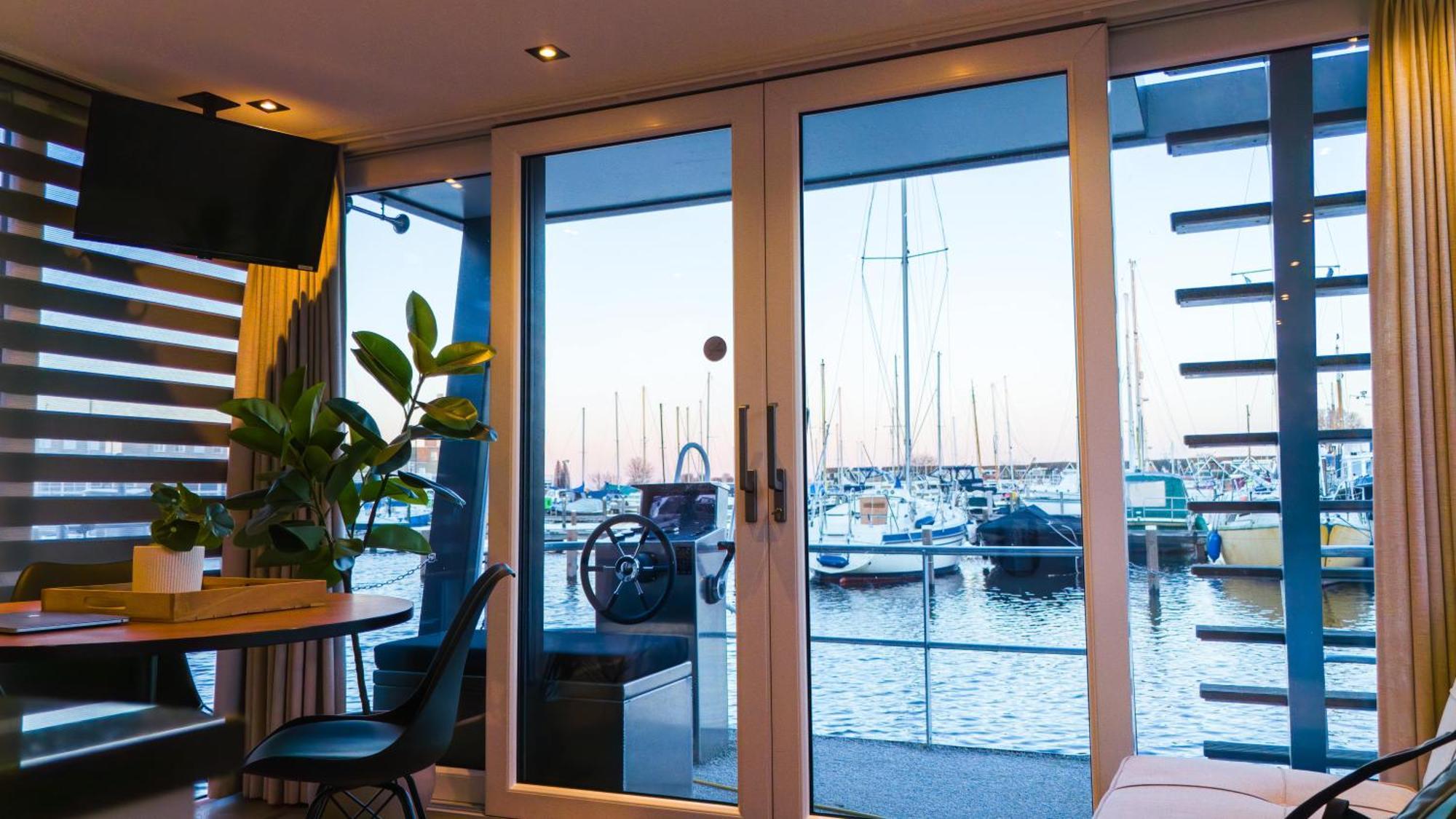 Luxurious Waterloft Near Beach And Centre By Weltevreden Experience Zeewolde Eksteriør billede